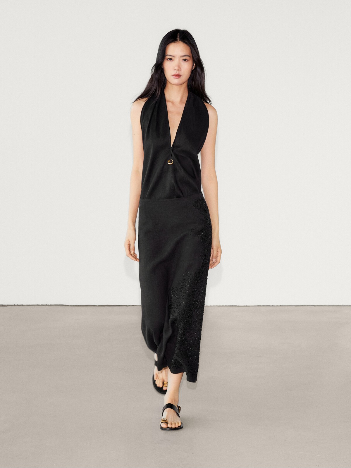 

Юбка женская Massimo Dutti 5218/218-I2024 черная L, Черный, 5218/218-I2024