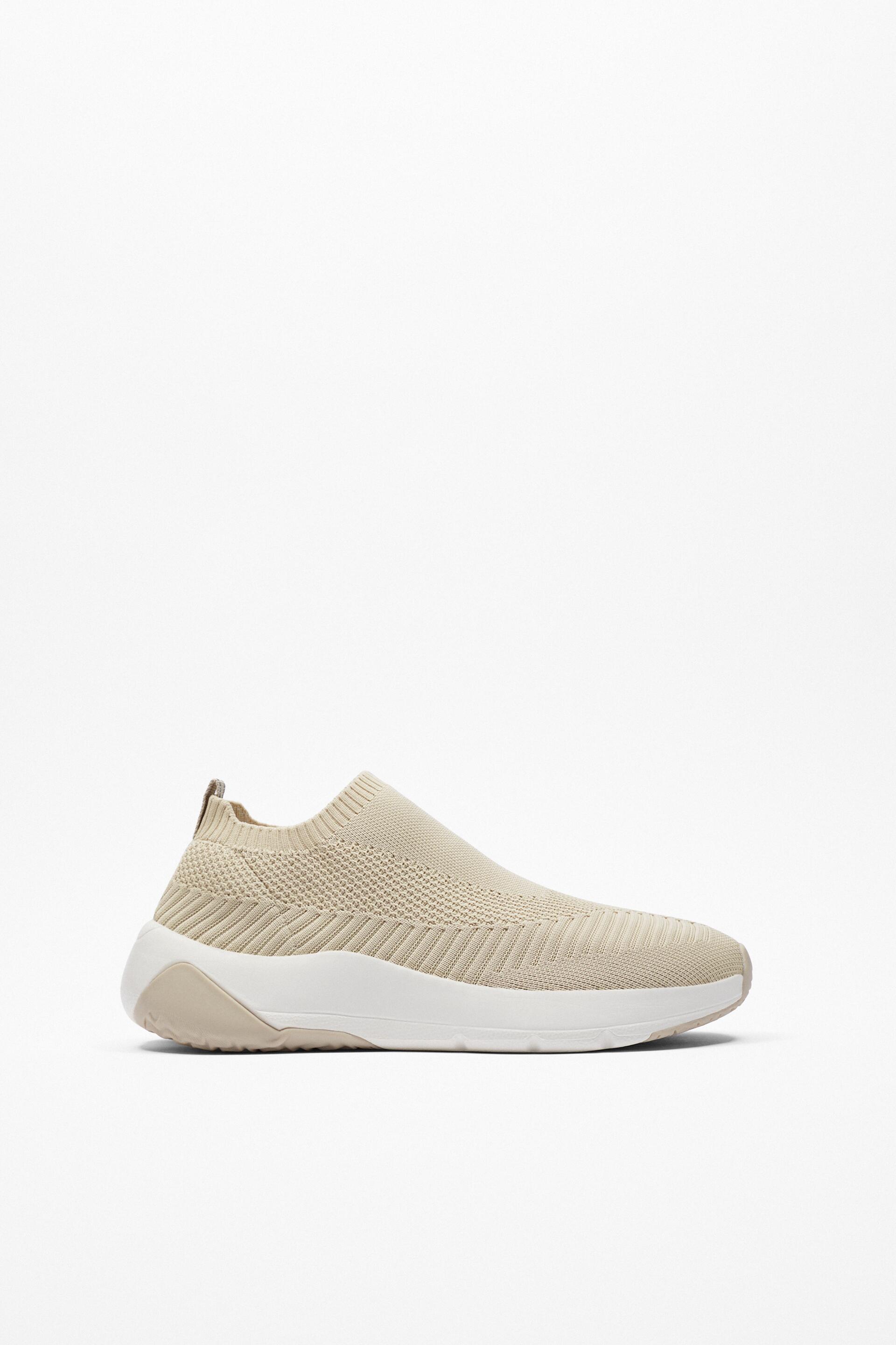 

Кроссовки мужские ZARA 177670 белые 45 RU (доставка из-за рубежа), 177670
