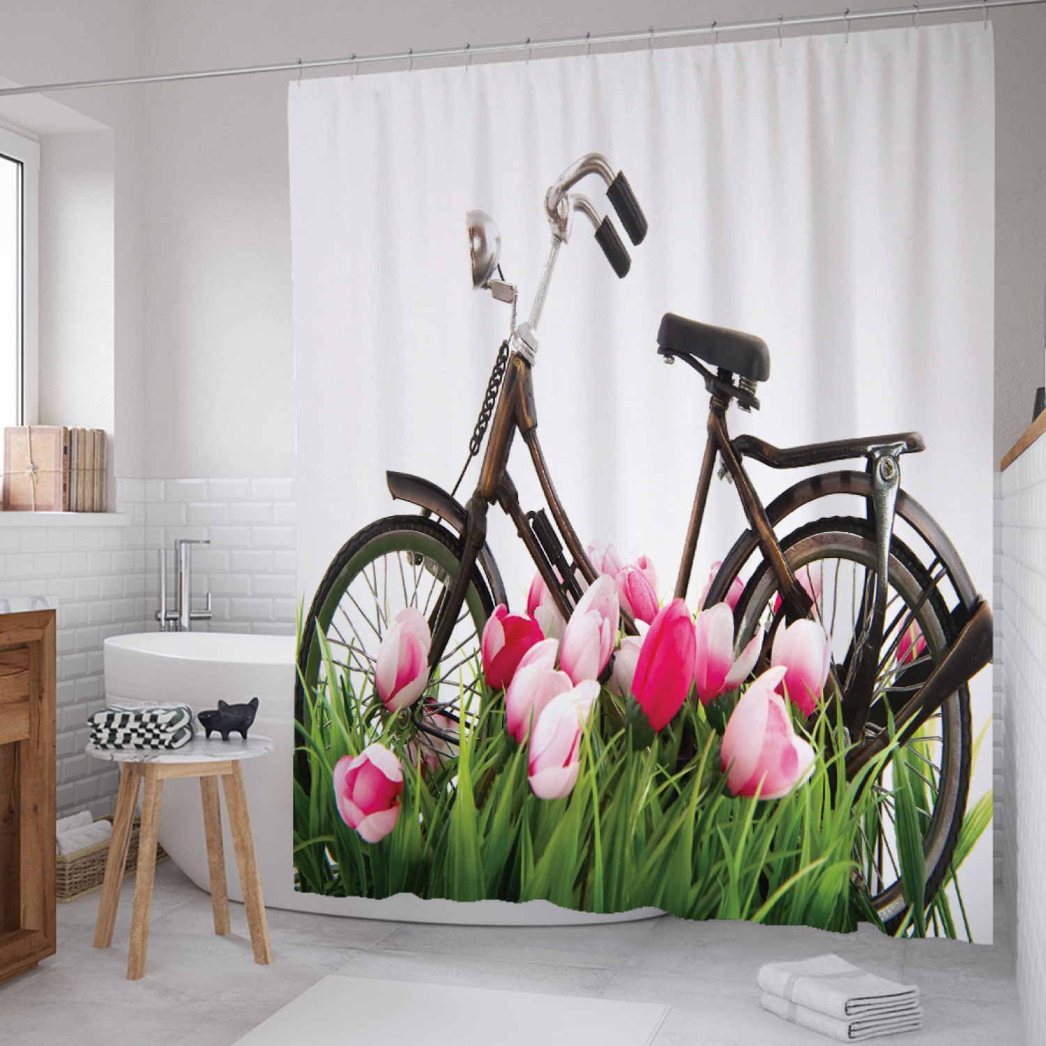 фото Штора (занавеска) для ванной joyarty "велосипед в цветах" из сатена, 180х200 см с крючками