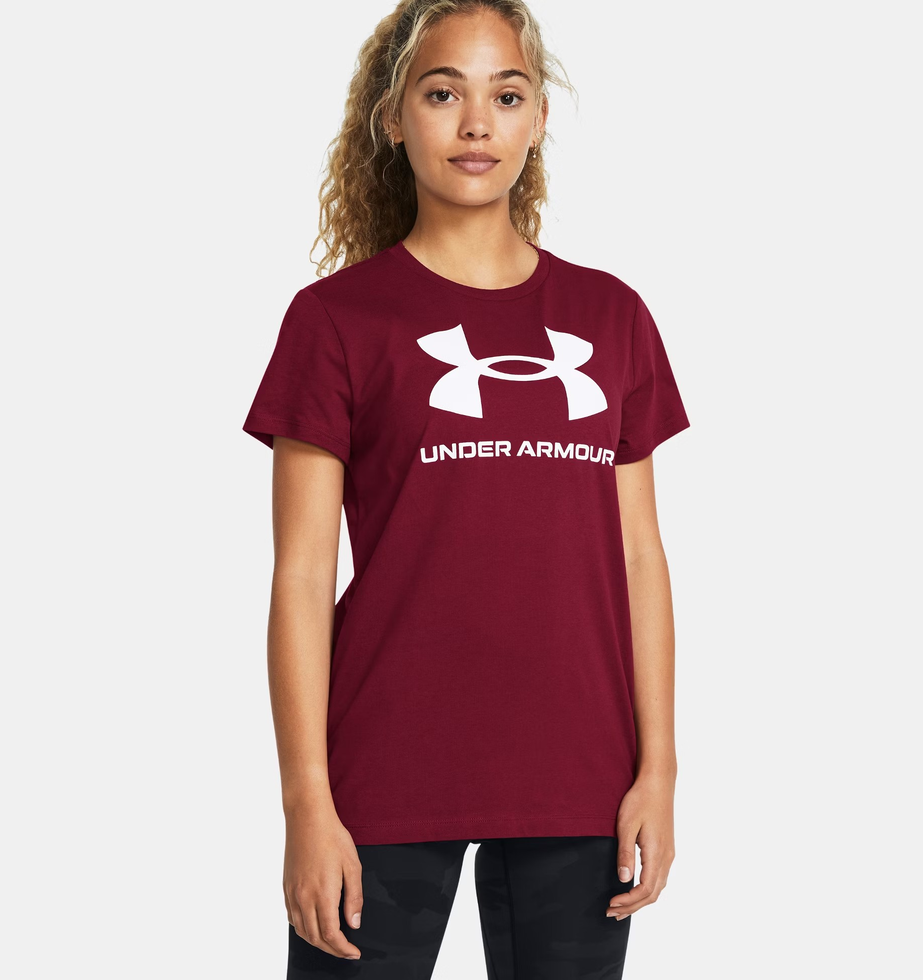 Футболка Under Armour для женщин красная размер XL 1356305-625 3137₽