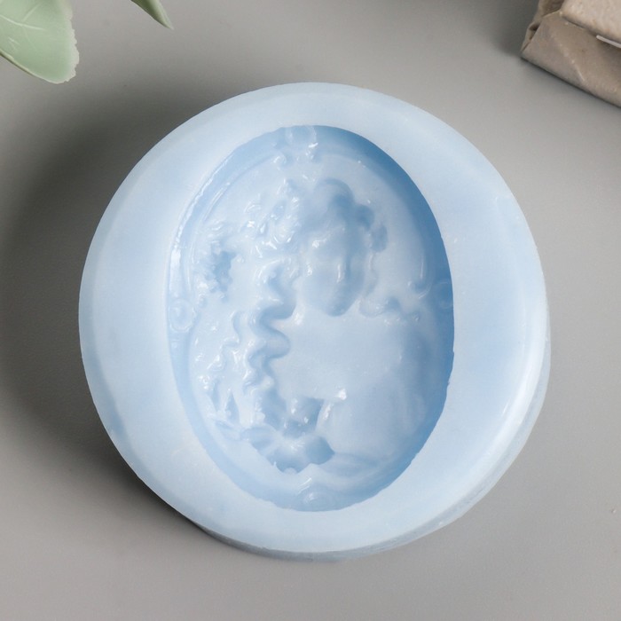

Молд силикон "Медальон камея" 3,7х2,7 см МИКС