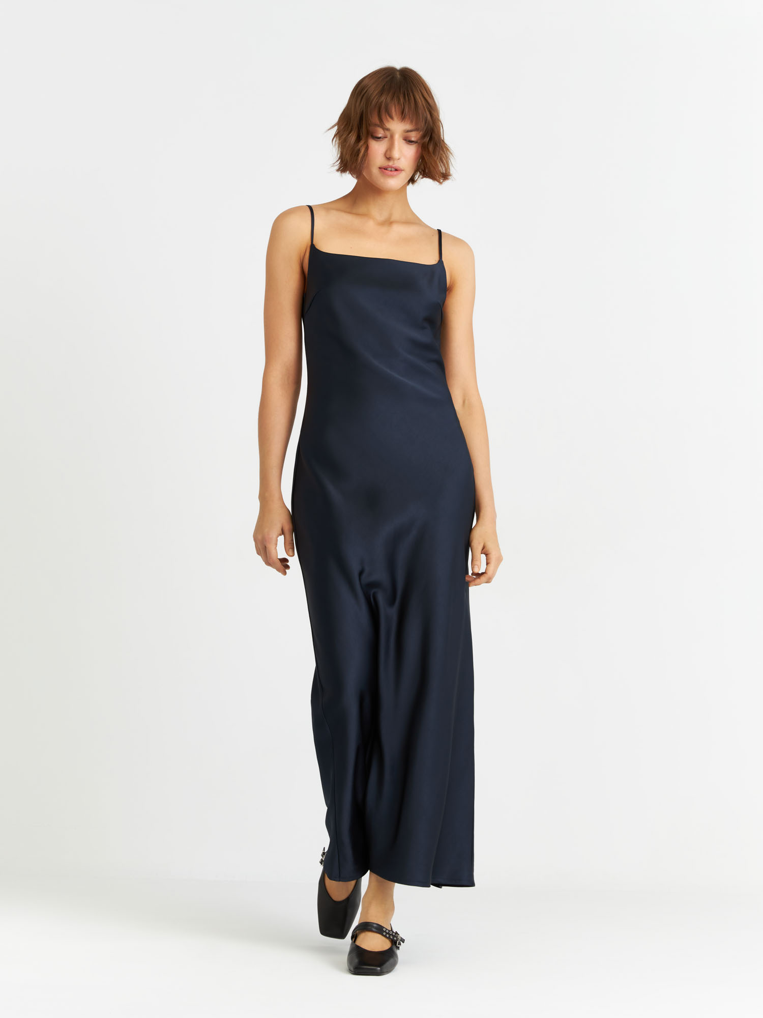 Платье женское Arive 0319 синее XS 4990₽