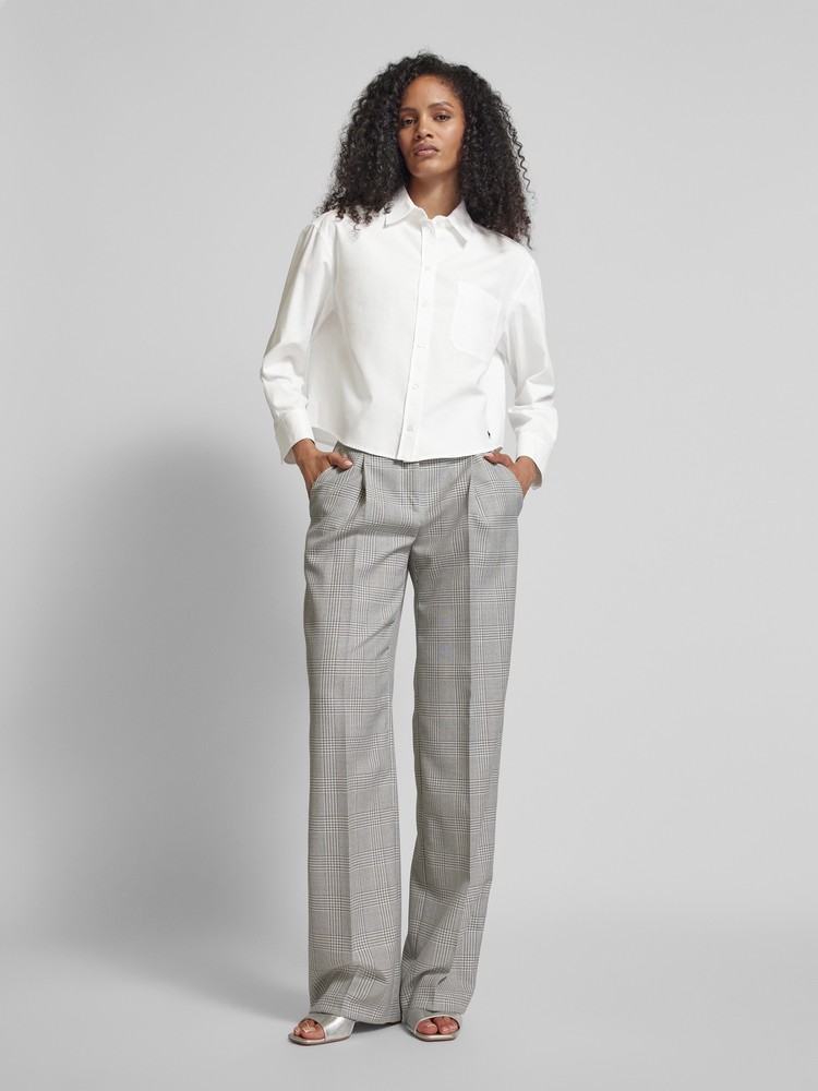 

Рубашка женская WEEKEND MAX MARA 2425116111600 белая 42, Белый, 2425116111600
