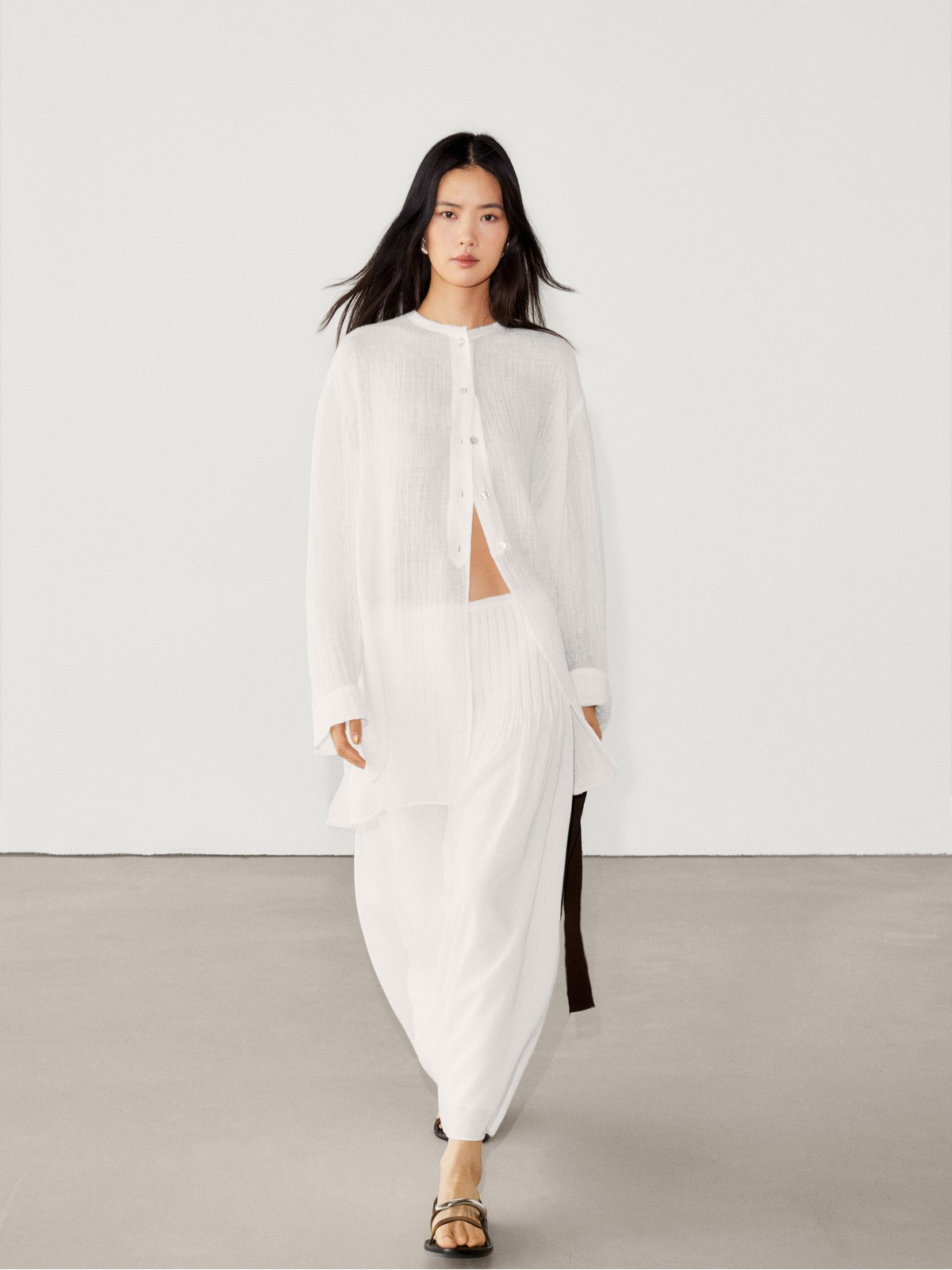 

Юбка женская Massimo Dutti 5229/100-I2024 белая XL, Белый, 5229/100-I2024