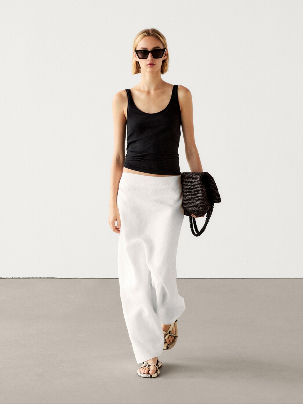 

Юбка женская Massimo Dutti 5242/642-I2024 белая S, Белый, 5242/642-I2024