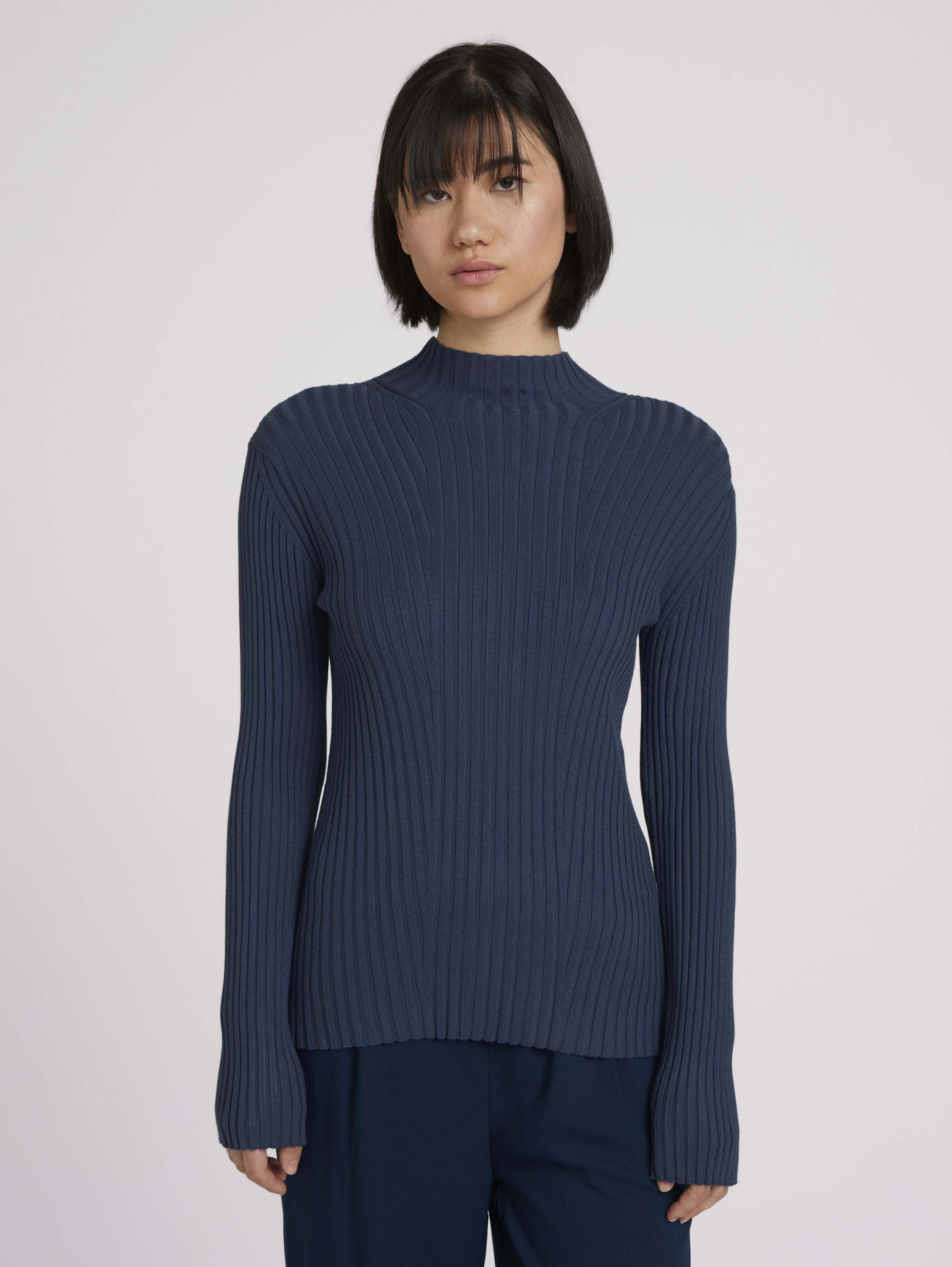 

Свитер женский TOM TAILOR 1027744 синий XL, 1027744
