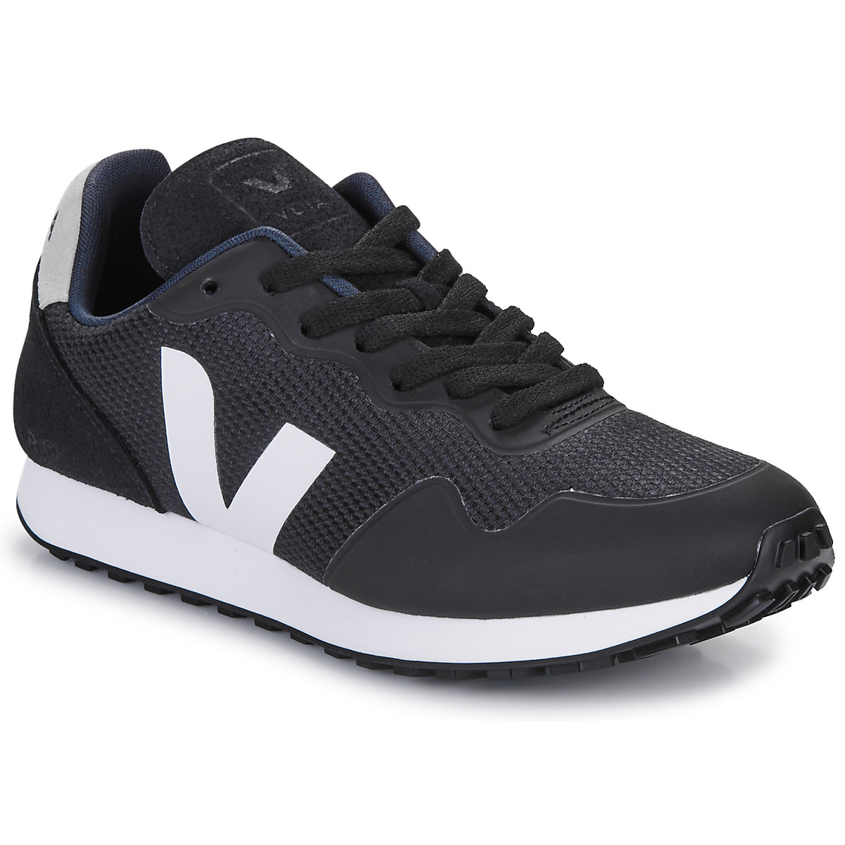 Кроссовки женские VEJA T0102698 черные 40 EU