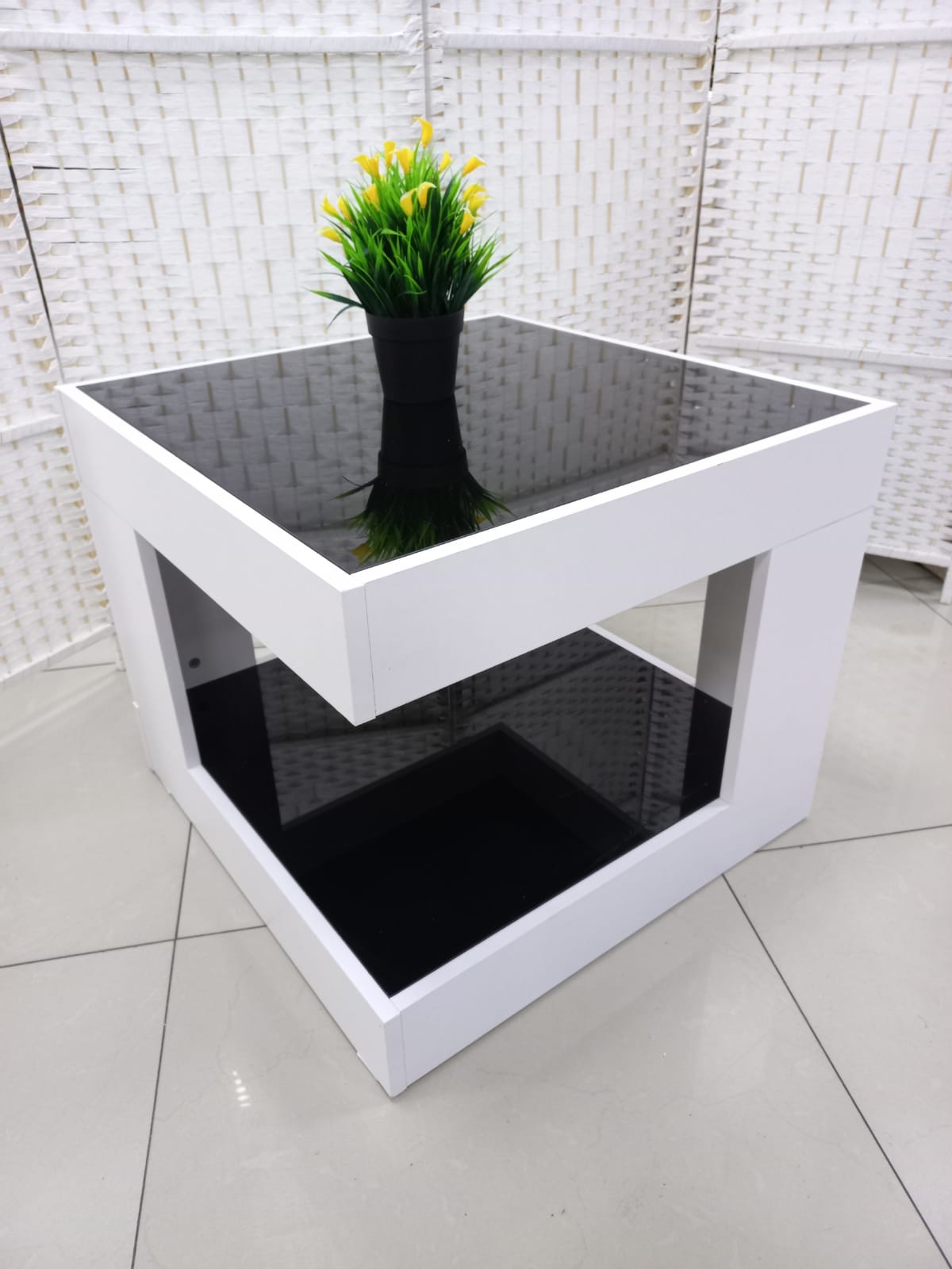 Стол журнальный КупиДляДома Георгин-02 с фотопечатью, Белый/Черный