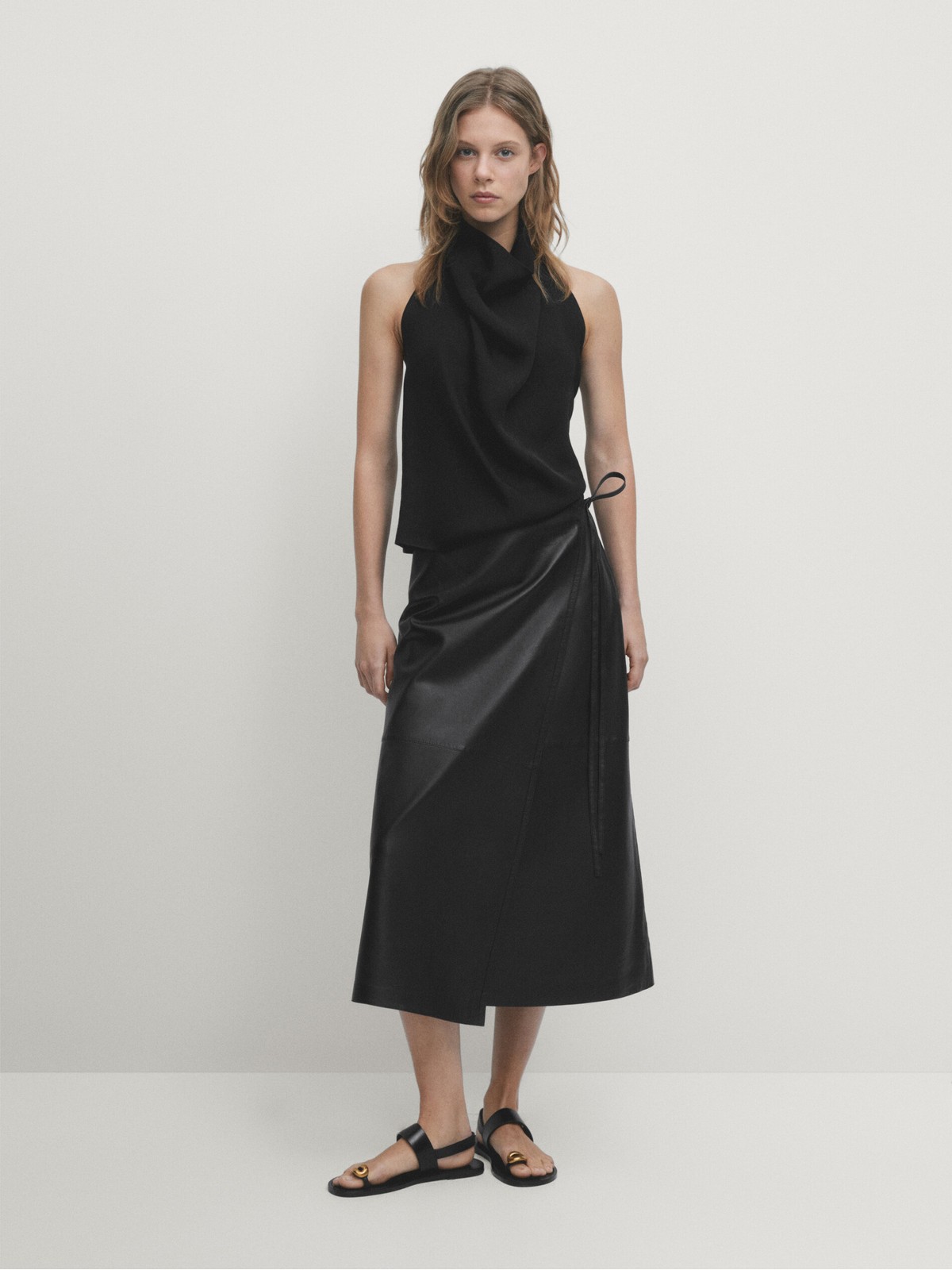 

Топ женский Massimo Dutti 5141/946-I2024 черный XS, 5141/946-I2024
