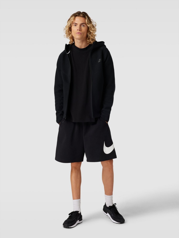 

Толстовка мужская Nike FB7921 черная XXL, Черный, FB7921