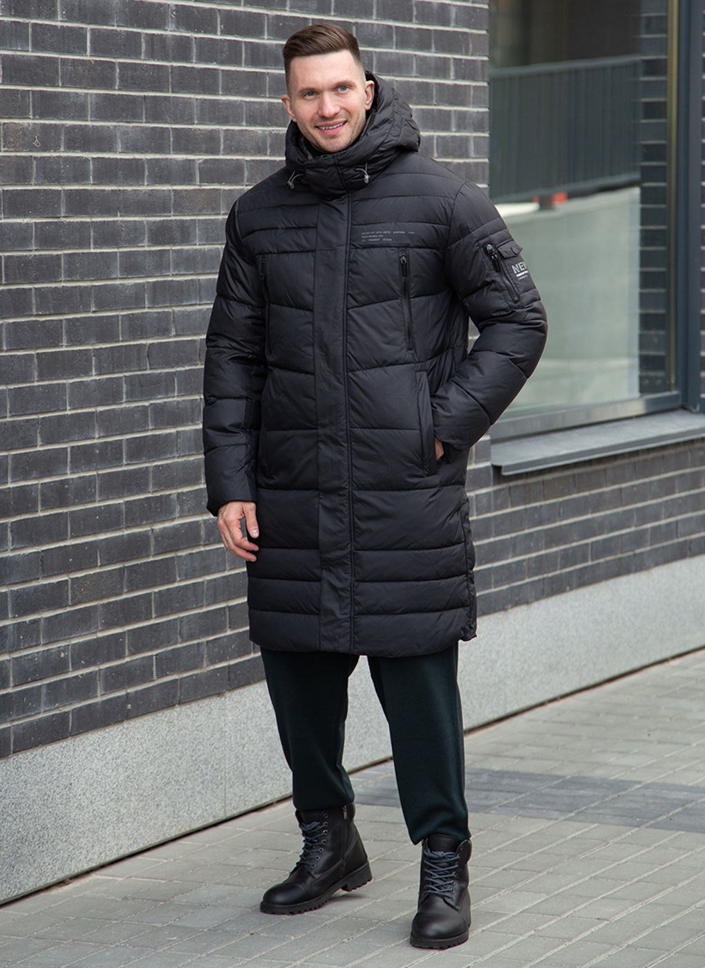 Зимняя куртка мужская WINTERRA 65326 черная 56 RU