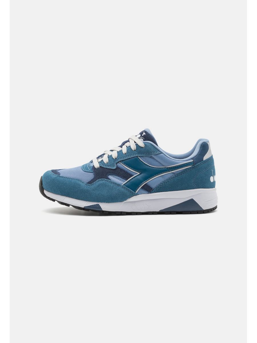 

Кроссовки унисекс Diadora D2915O02H синие 42.5 EU, Синий, D2915O02H