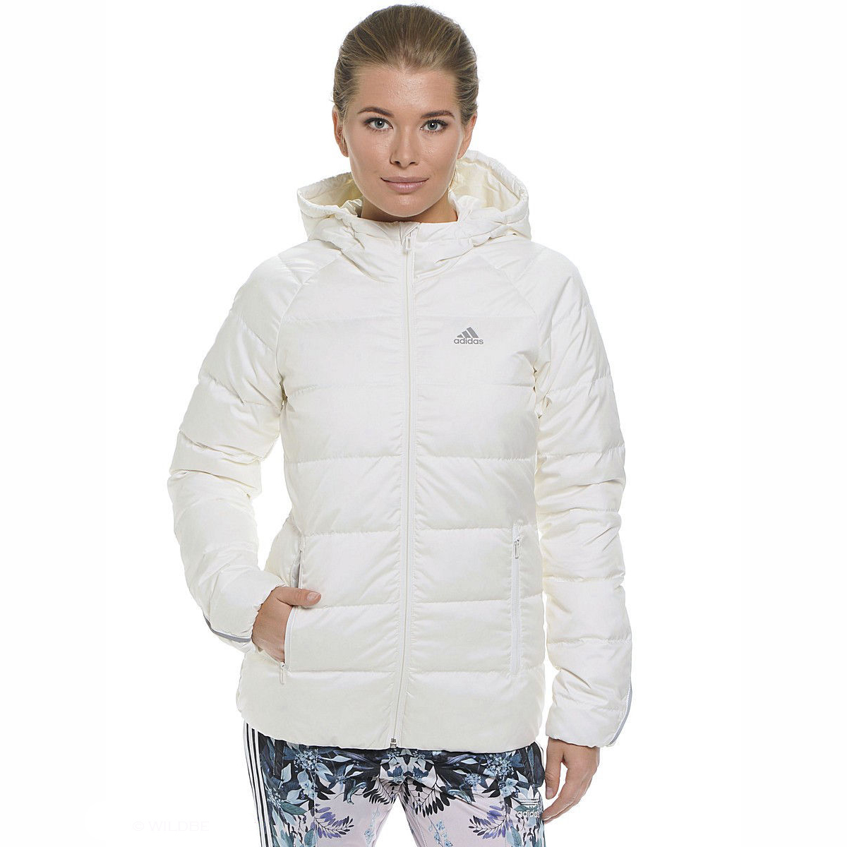 

Куртка женская Adidas AA8528 белая S, AA8528