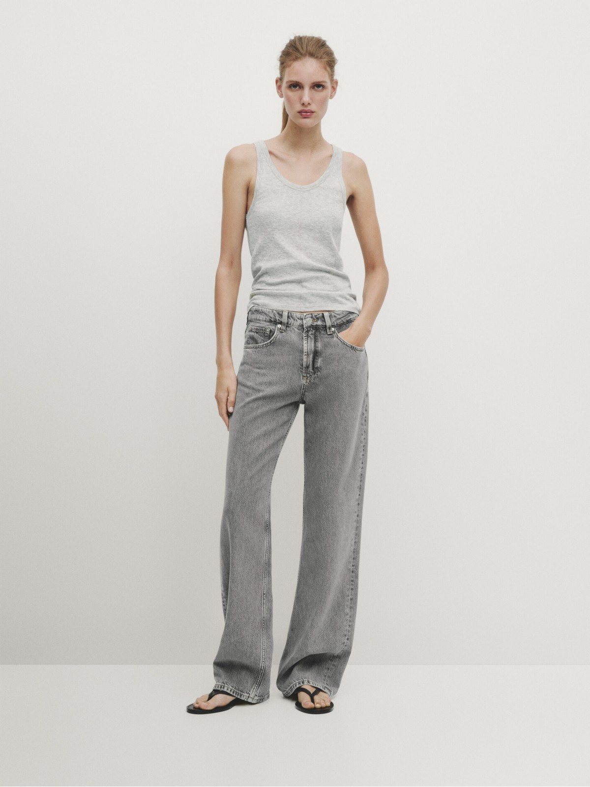 

Джинсы женские Massimo Dutti 5036/937-I2024 серые 34 EU, Серый, 5036/937-I2024