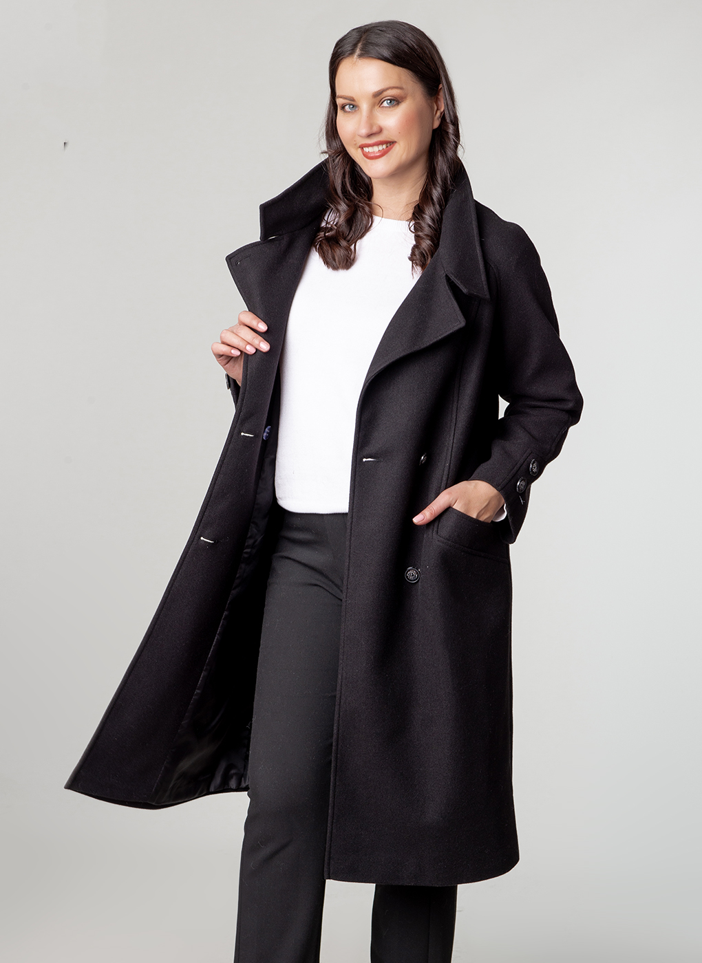 Пальто женское Crosario 64351 черное 48 RU