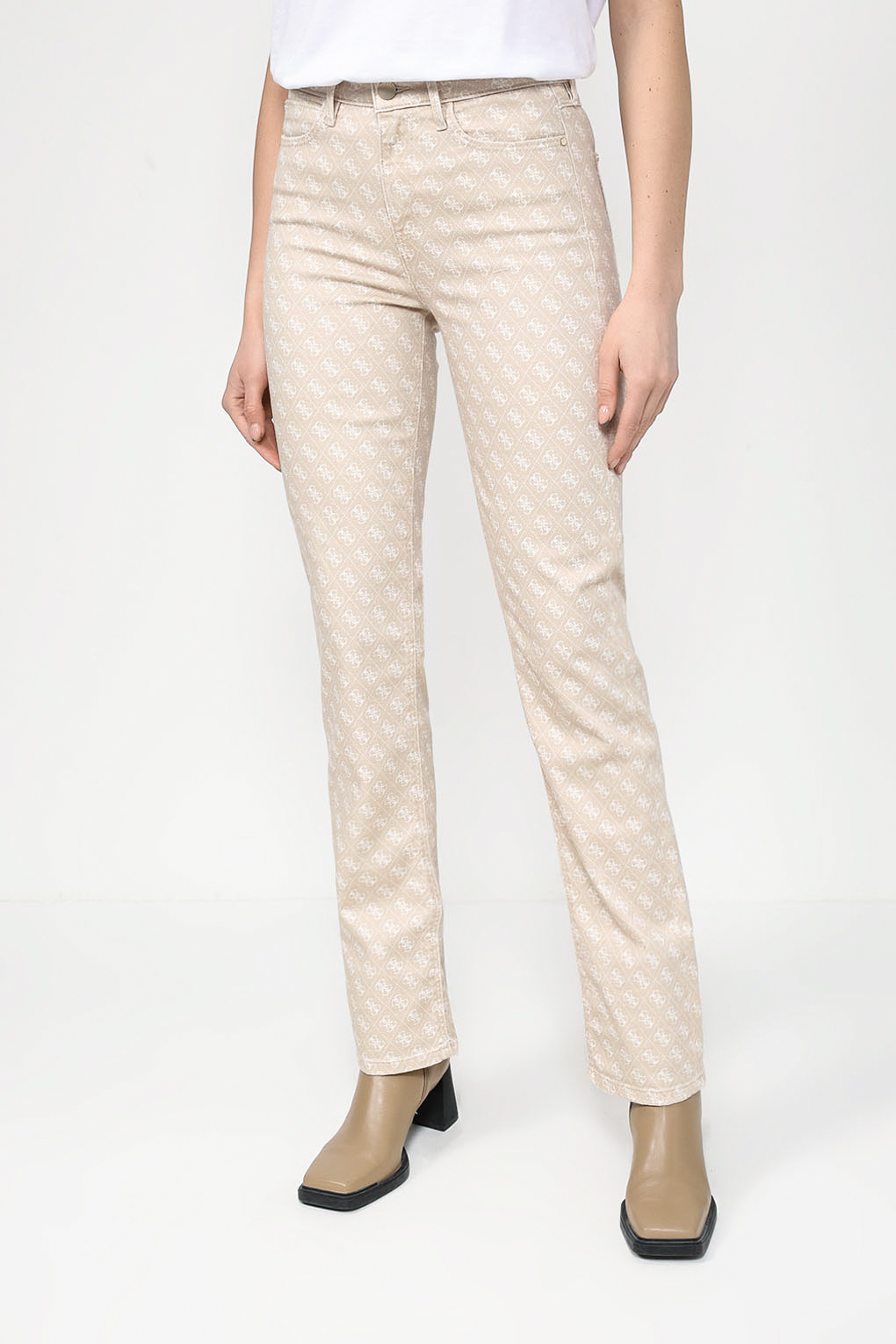 

Джинсы женские Guess W4RA22 WFXBA бежевые 30, Бежевый, W4RA22 WFXBA