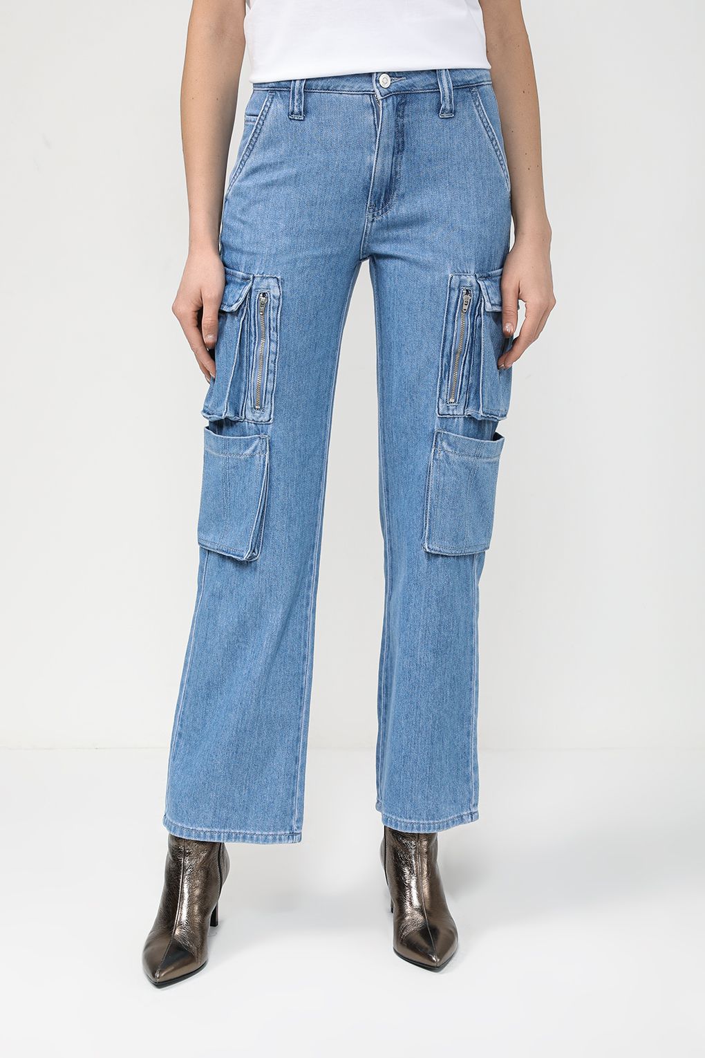 

Джинсы женские Guess W4RA97 D58L1 голубые 27, Голубой, W4RA97 D58L1