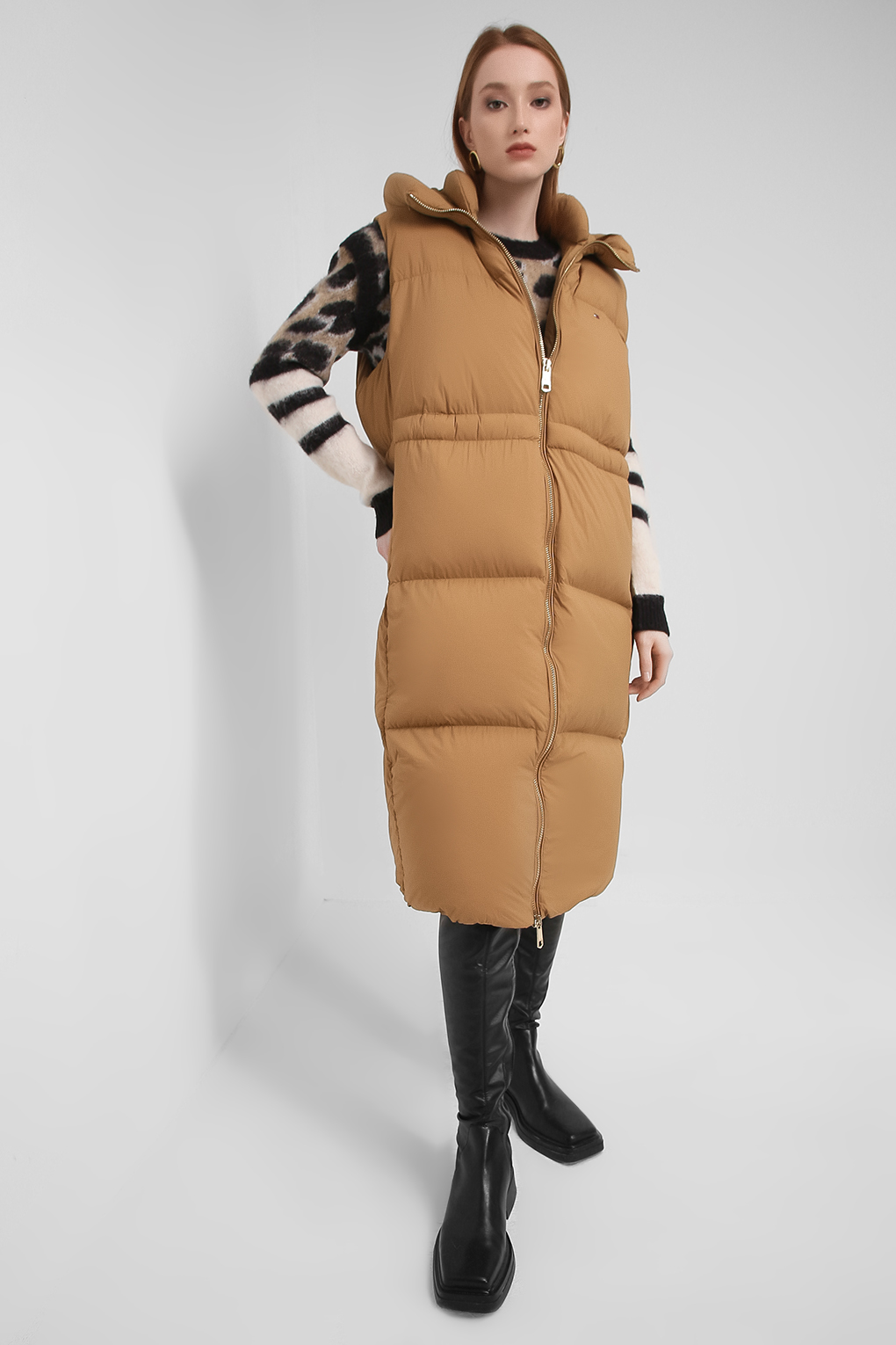 

Утепленный жилет женский Tommy Hilfiger WW0WW32182 бежевый M, WW0WW32182