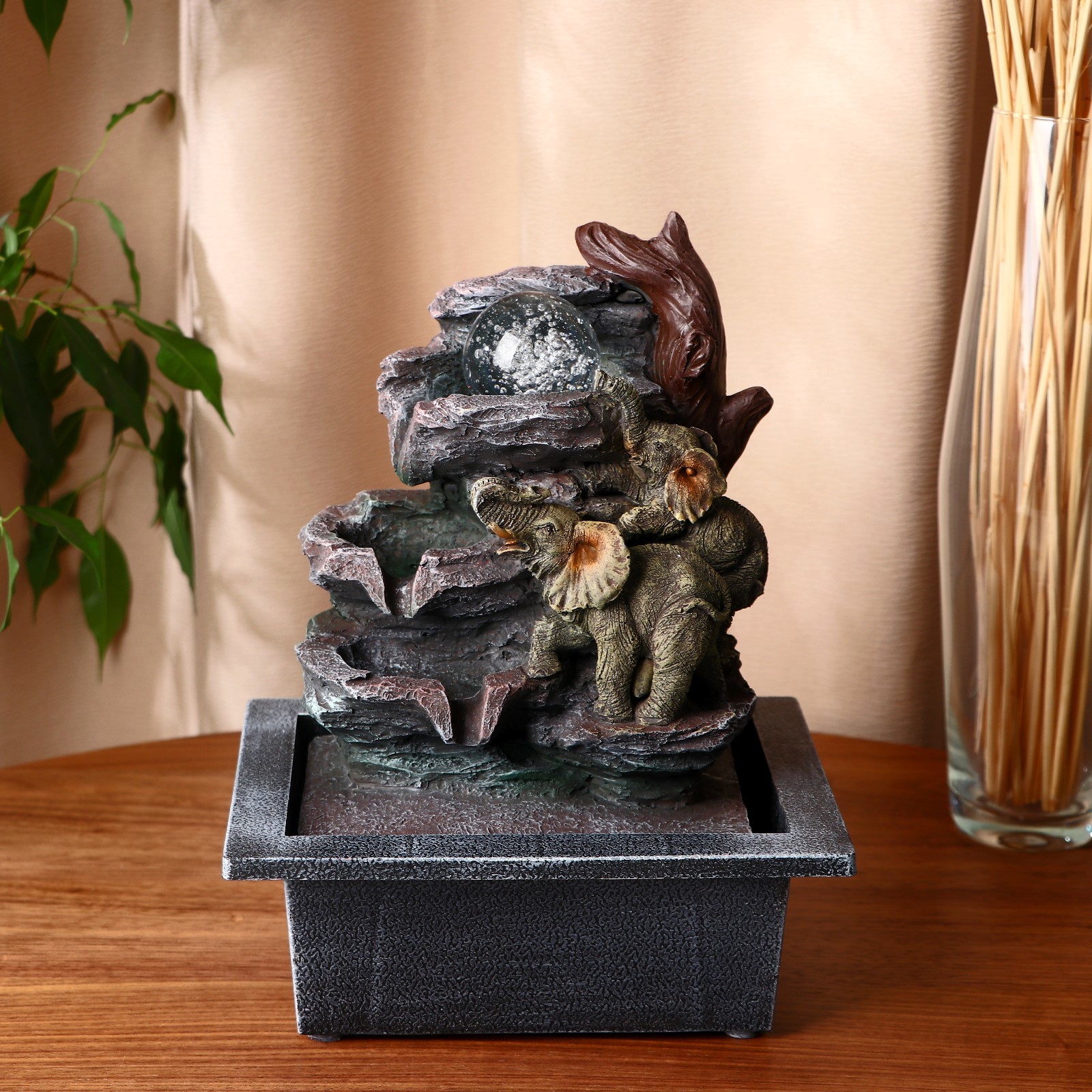 

Фонтан Слоники 10084509 с подсветкой, Серый