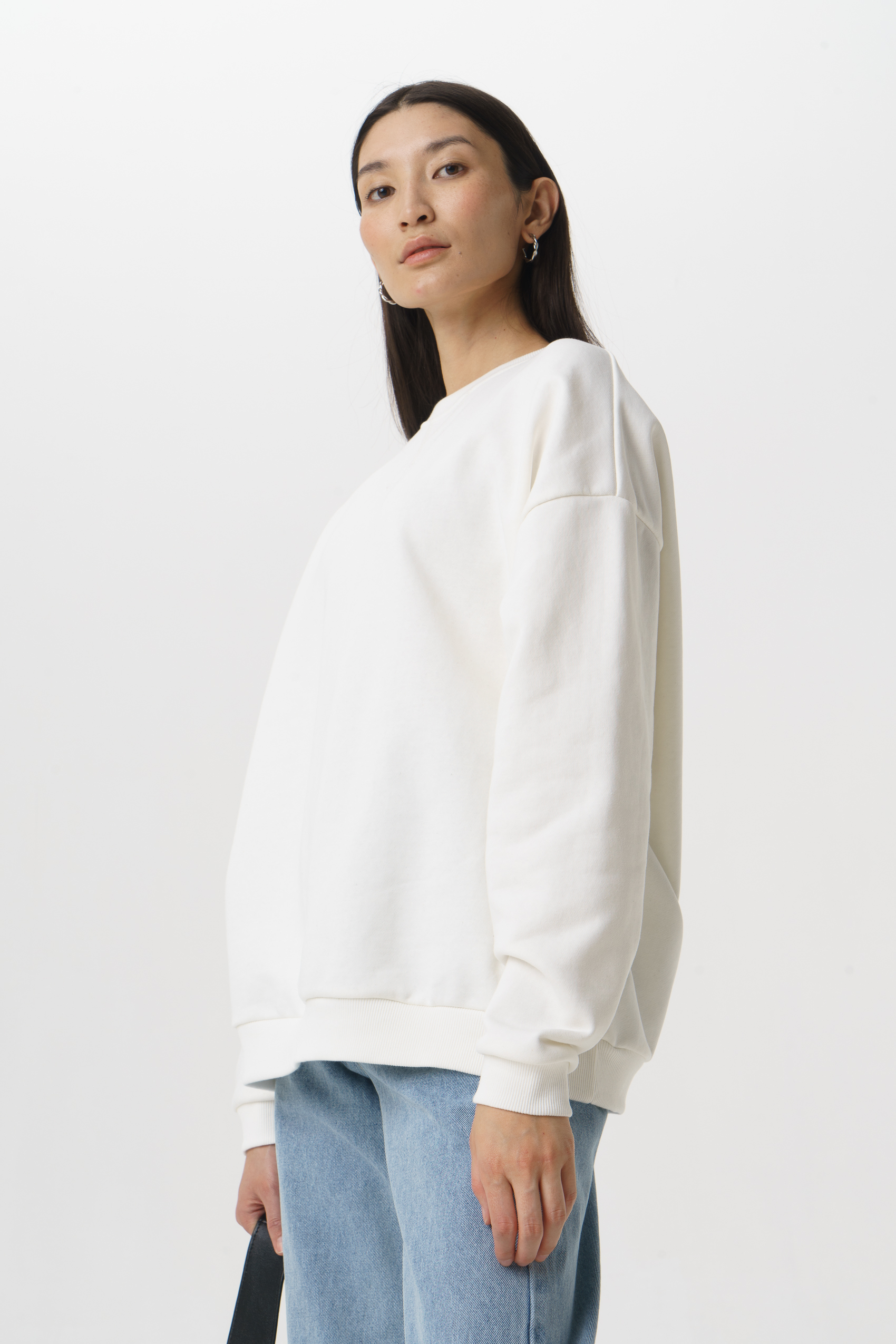 

Свитшот женский Ennergiia SS22-WG08 белый 44 RU, SS22-WG08