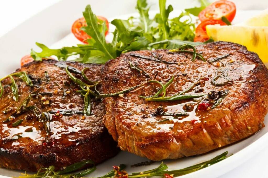 

Стейк из свиной шеи по-грузински охлажденный +-250 г