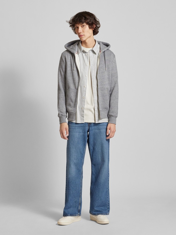 

Толстовка мужская Superdry M2013116A серая XXL, Серый, M2013116A