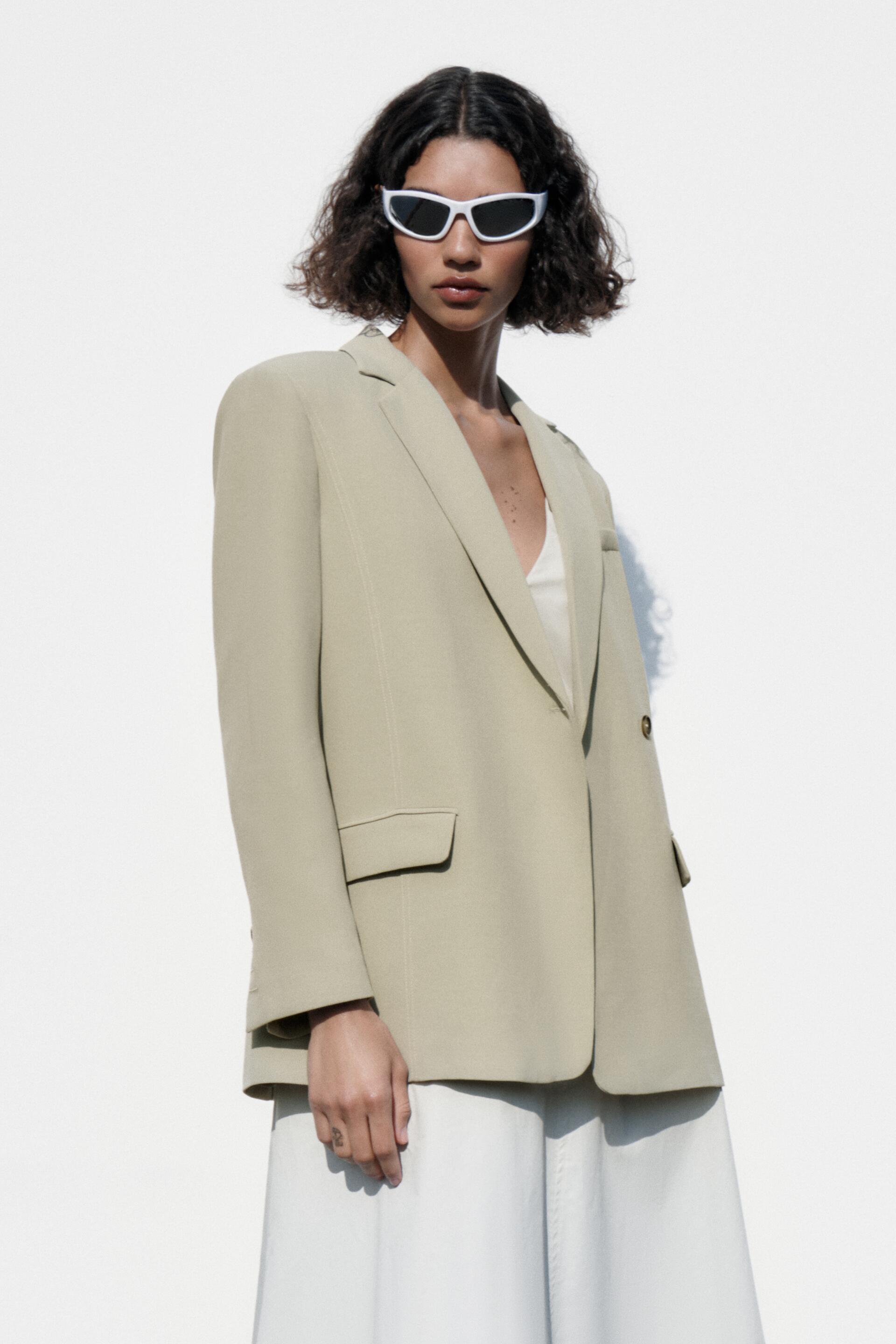 

Блейзер женский ZARA 02010827 хаки M (доставка из-за рубежа), 02010827