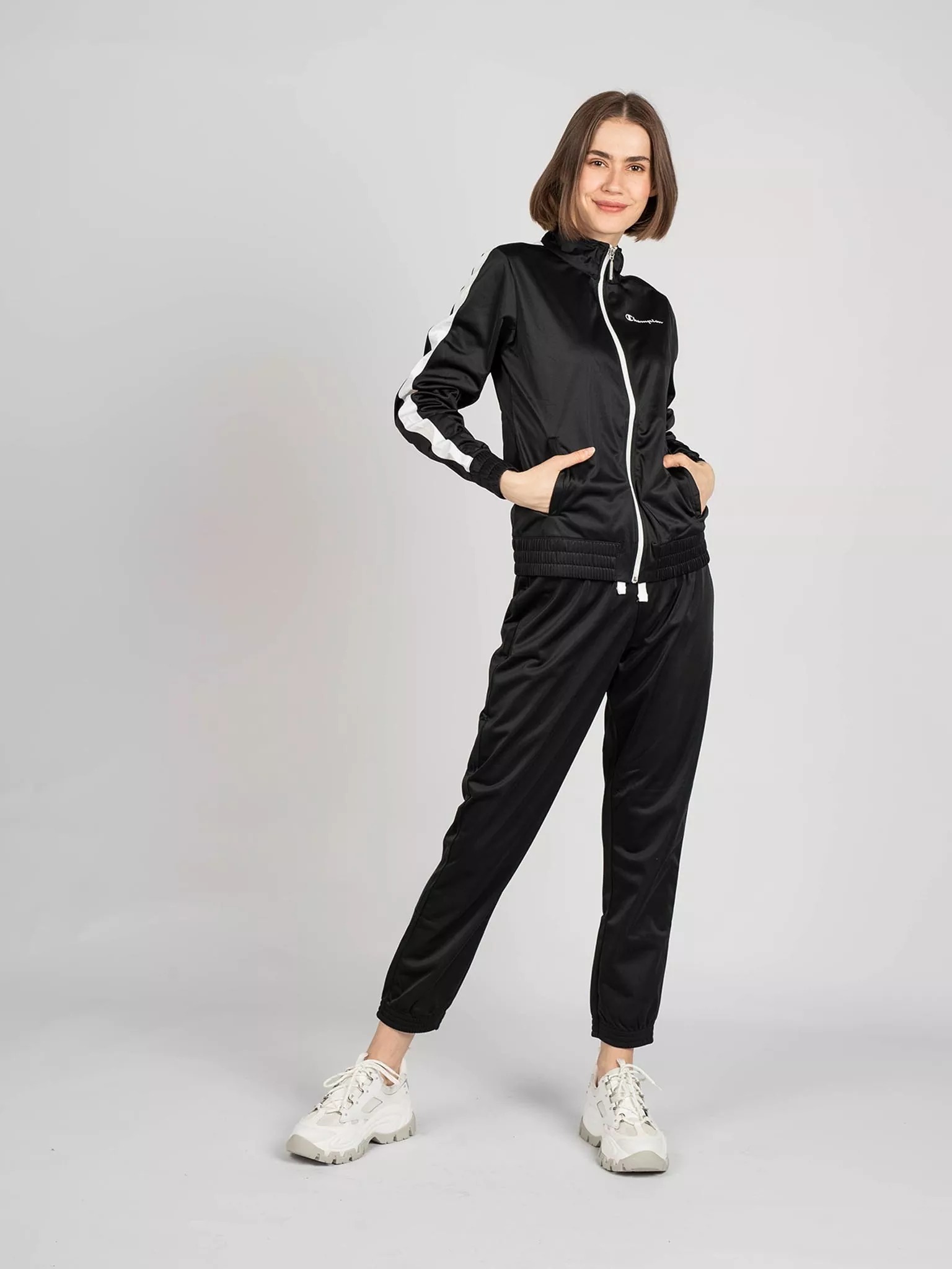 

Костюм женский Champion Tracksuit черный M, Tracksuit