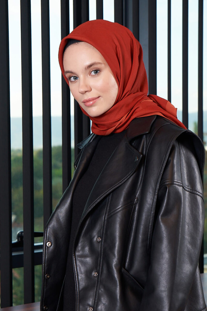 

Платок женский MADAME POLO 5698, терракотовый (доставка из-за рубежа), 5698