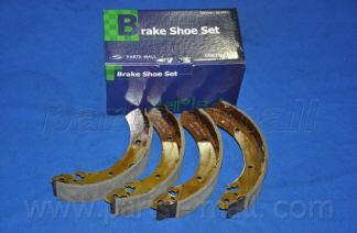 

Тормозные колодки PARTS-MALL PLA006