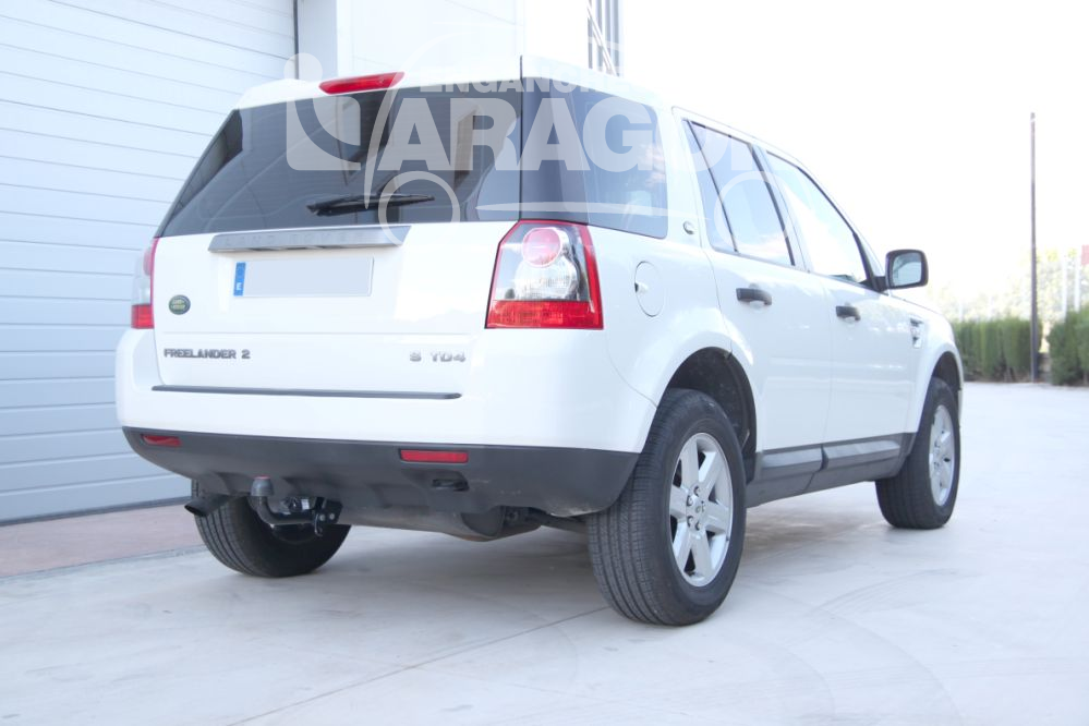 Фиксированный фаркоп Aragon для Land Rover Freelander 2 (2006-2015)