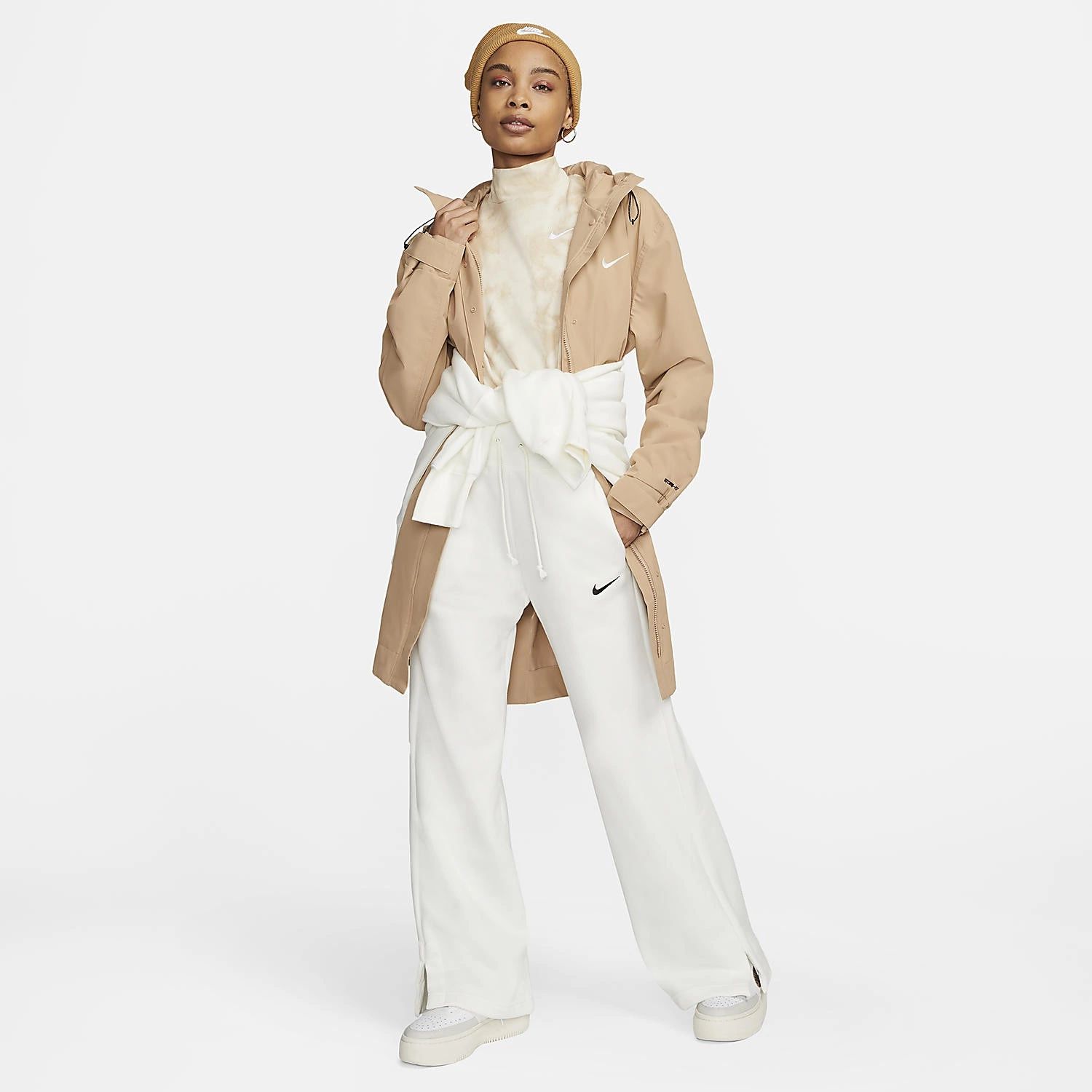 

Брюки спортивные женские Nike DQ5615 белые-133 S, Белый, Sportswear Phoenix Fleece