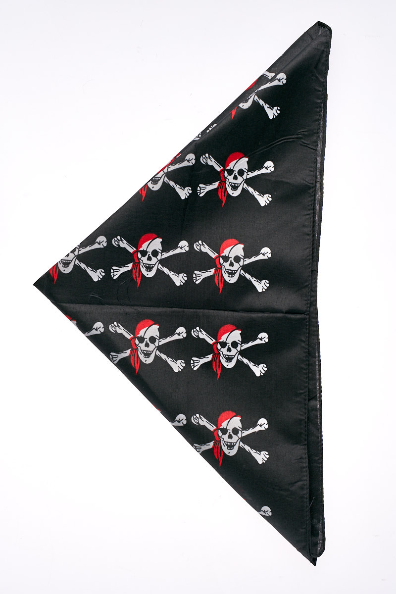 фото Бандана-платок черепа пираты цв. черный-красный/236-1-34 артэ театральная галерея