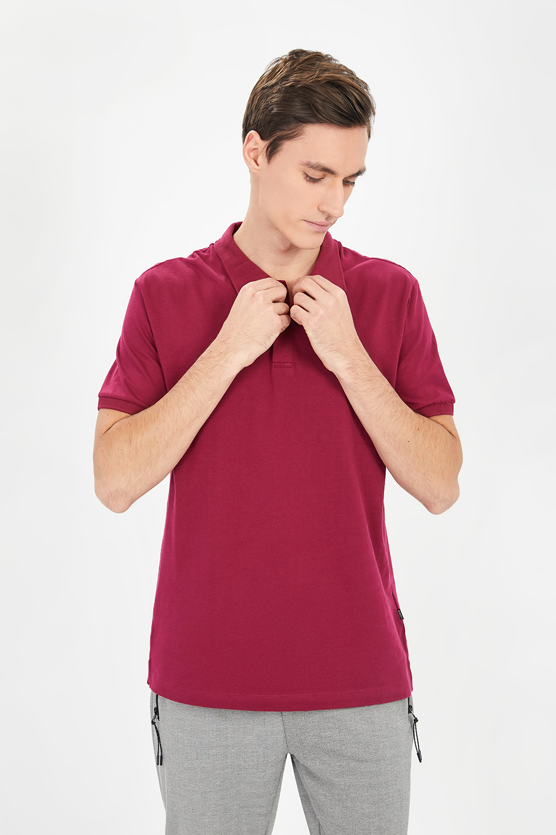 

Футболка мужская Baon B701203 красная 4XL, Красный, B701203