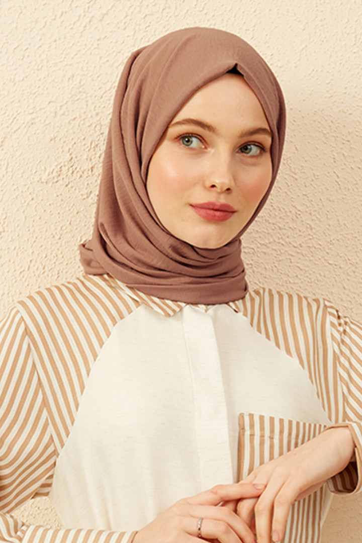 

Палантин женский MADAME POLO 5650, кофейный (доставка из-за рубежа), 5650