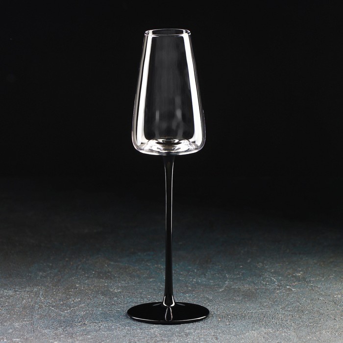 фото Бокал для шампанского magistro «идеал», 240 мл, 7,2?26 см, цвет чёрный