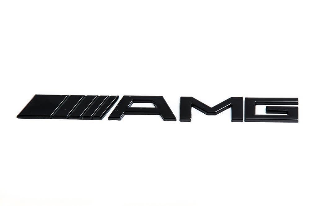 

Шильдик на багажник AMG для Mercedes черный мат образец (1992-2011) г.