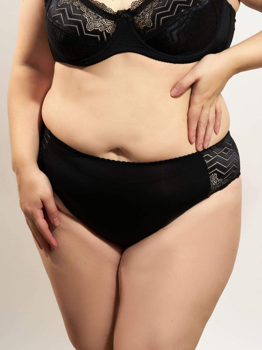 

Трусы женские Настроение женщины T00012 черные 5XL, Черный, T00012