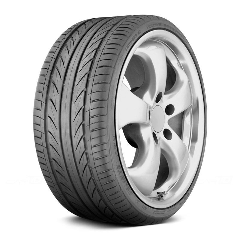 

Шины Delinte D7 245/40R20 99W нешипованная