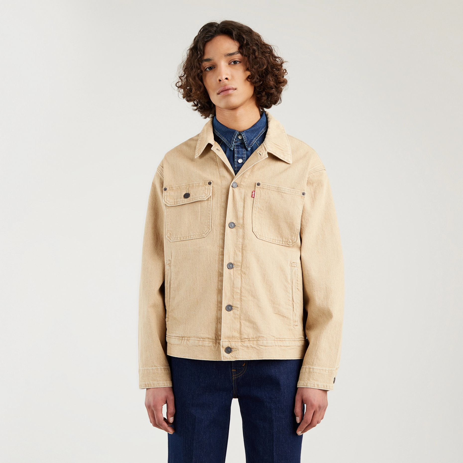 

Джинсовая куртка мужская Levi's A0640-0003 бежевая S, A0640-0003