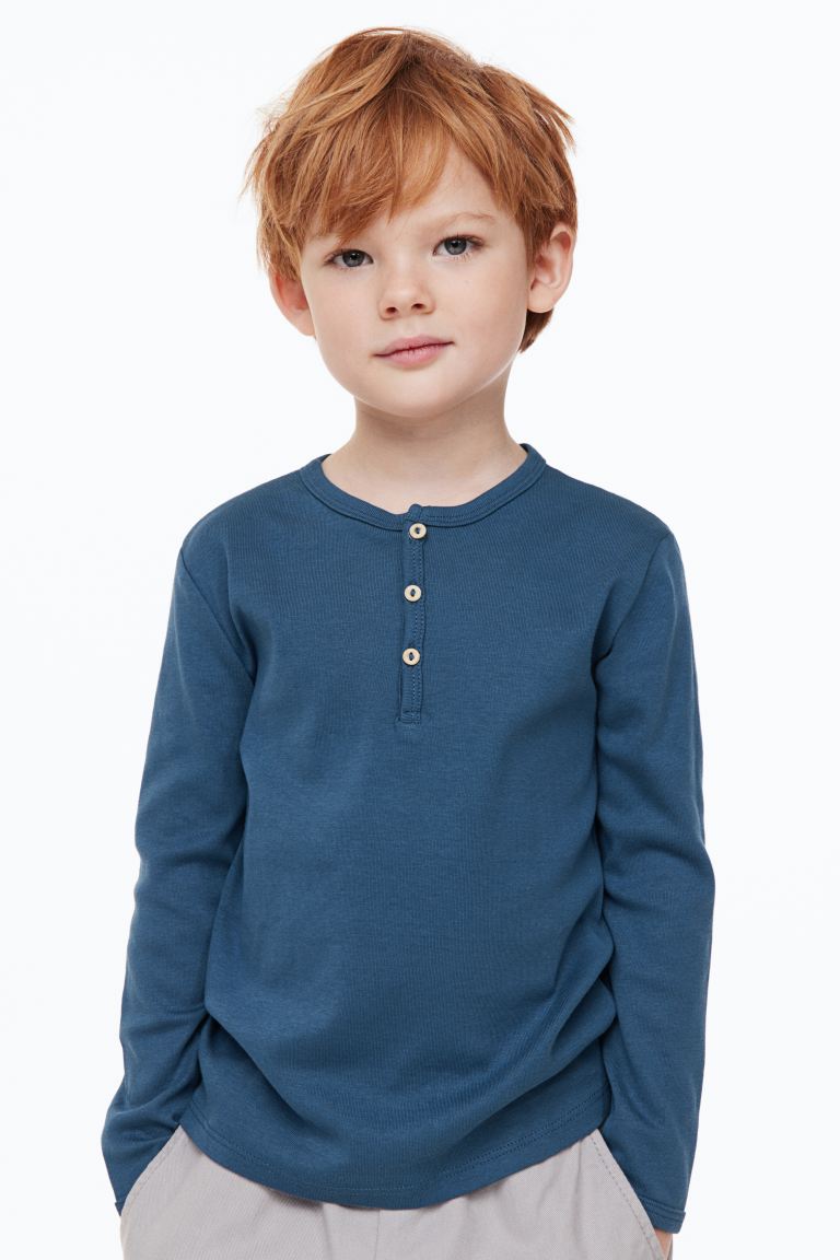 

Футболка детская H&M 1071471, синий/зеленый/светло-бежевый, 134 (доставка из-за рубежа), 1071471