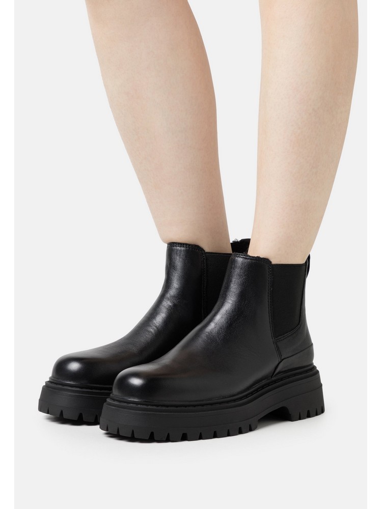 

Ботинки женские ALDO A0111N09V черные 42.5 EU, Черный, A0111N09V