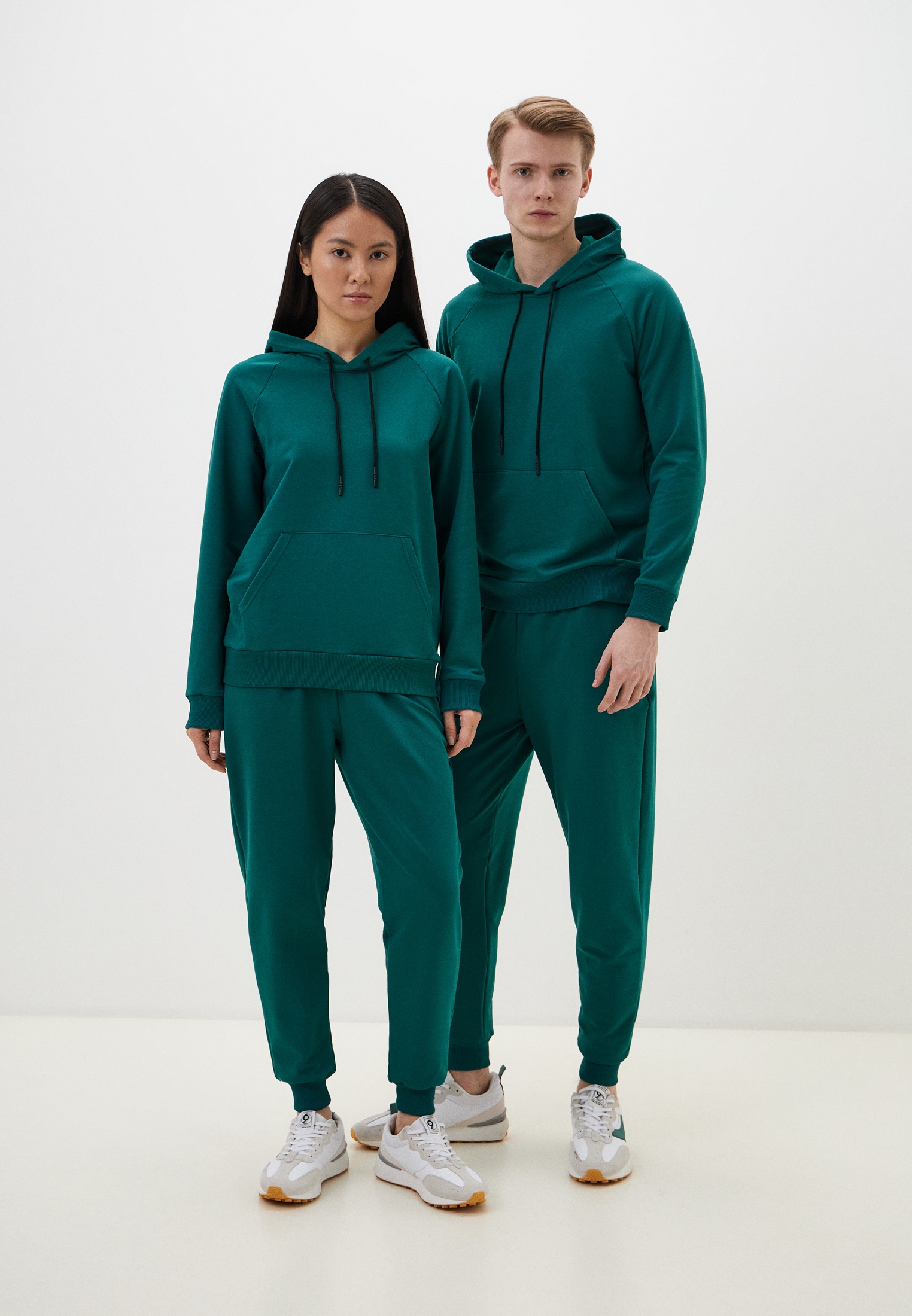 

Костюм унисекс BLACKSI 6176 зеленый L/XL, 6176