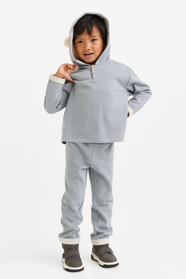 

Костюм детский H&M 1072095, цвет серый, размер 110 (доставка из-за рубежа), 1072095