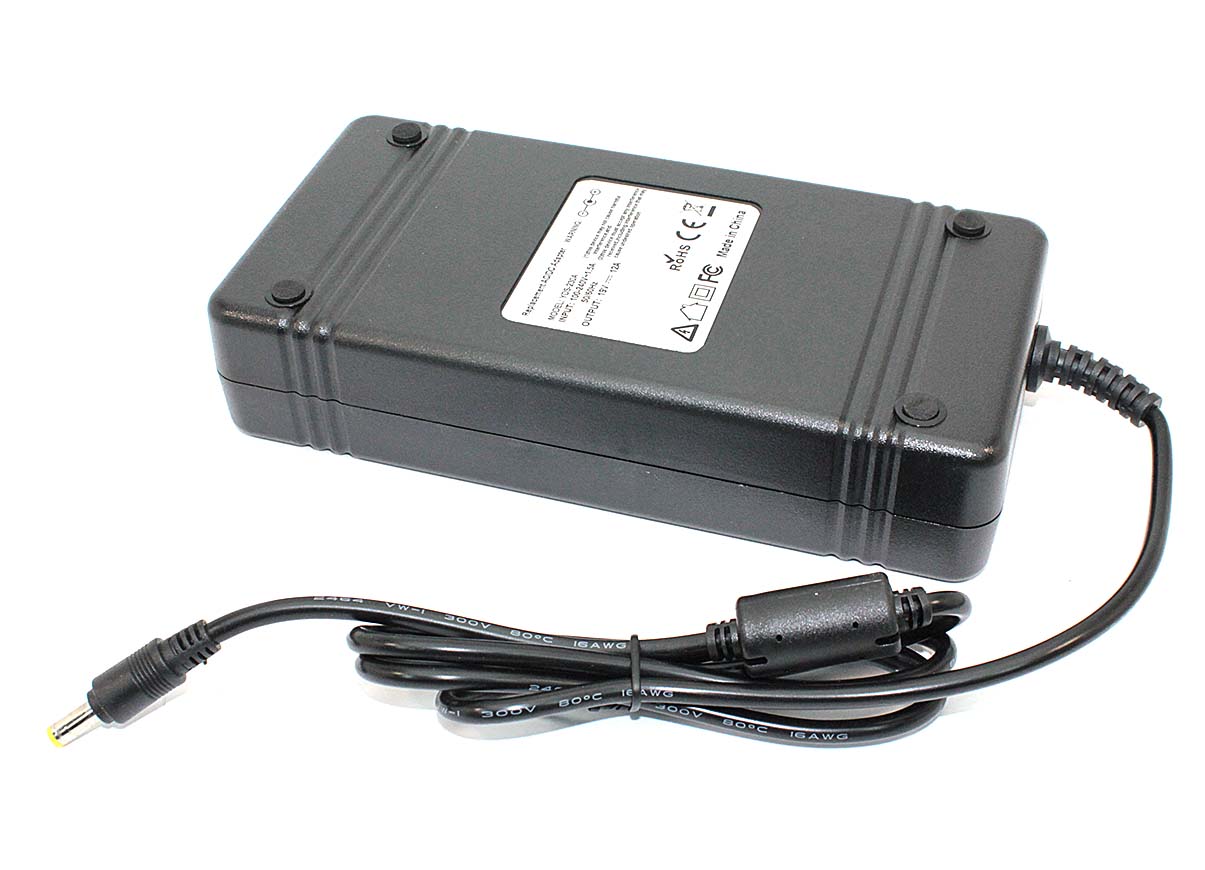 

Блок питания для ноутбуков Toshiba 19V 12A 5.5x2.5mm OEM