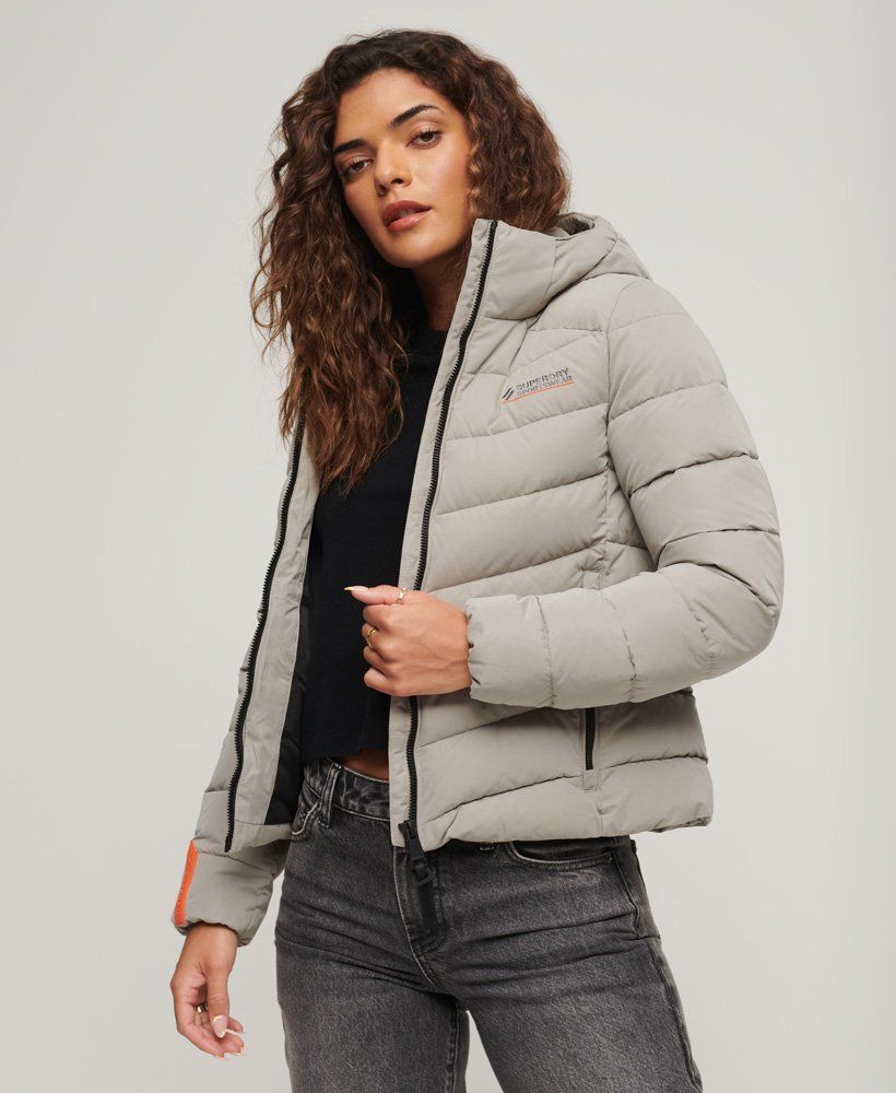 

Куртка женская Superdry W5011594A серая 8 UK, Серый, W5011594A