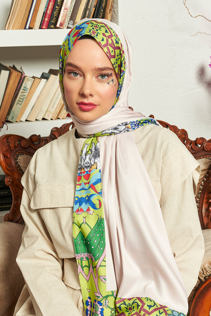 

Палантин женский MADAME POLO 5953, бежевый (доставка из-за рубежа), 5953