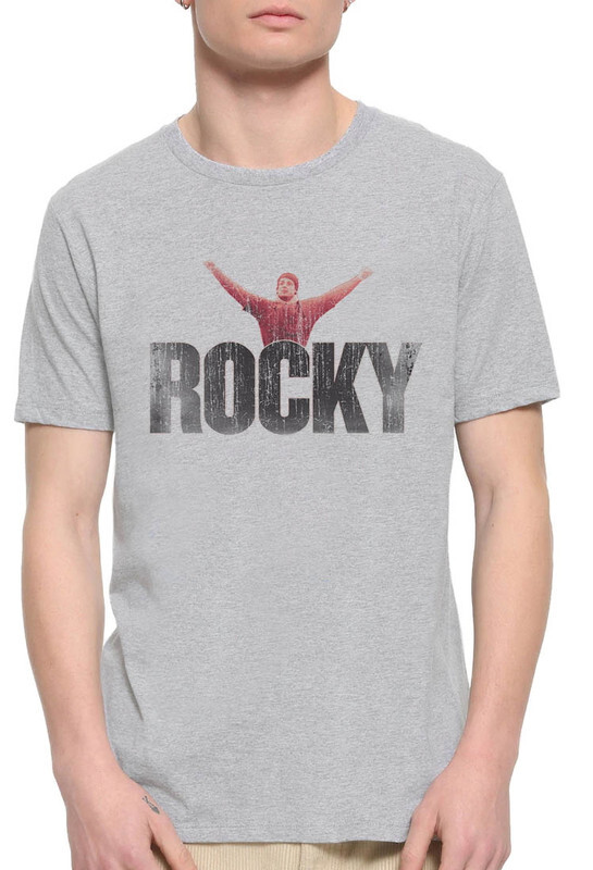 

Футболка мужская DreamShirts Studio Рокки - Сильвестр Сталлоне 328-rocky-2 серая 2XL, Серый, Рокки - Сильвестр Сталлоне 328-rocky-2