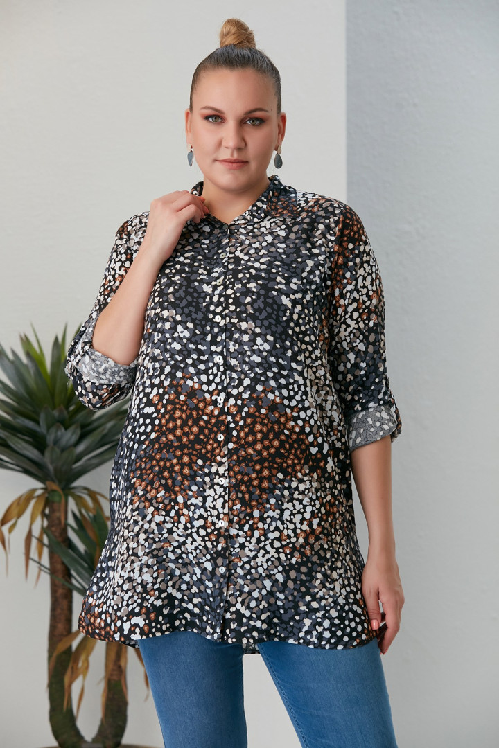 

Рубашка женская RMG Buyuk Beden 19110 черная 44 EU (доставка из-за рубежа), 19110