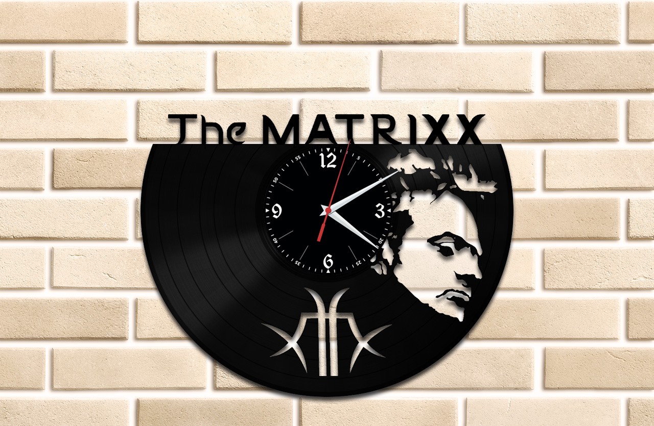 фото Часы из виниловой пластинки (c) vinyllab - the matrixx